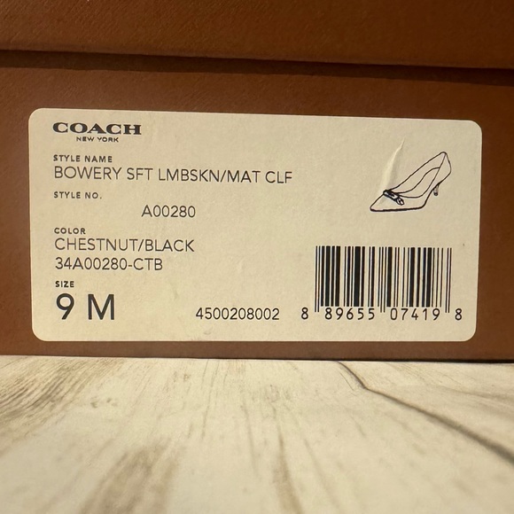 Coach pumps - Picture 8 of 10